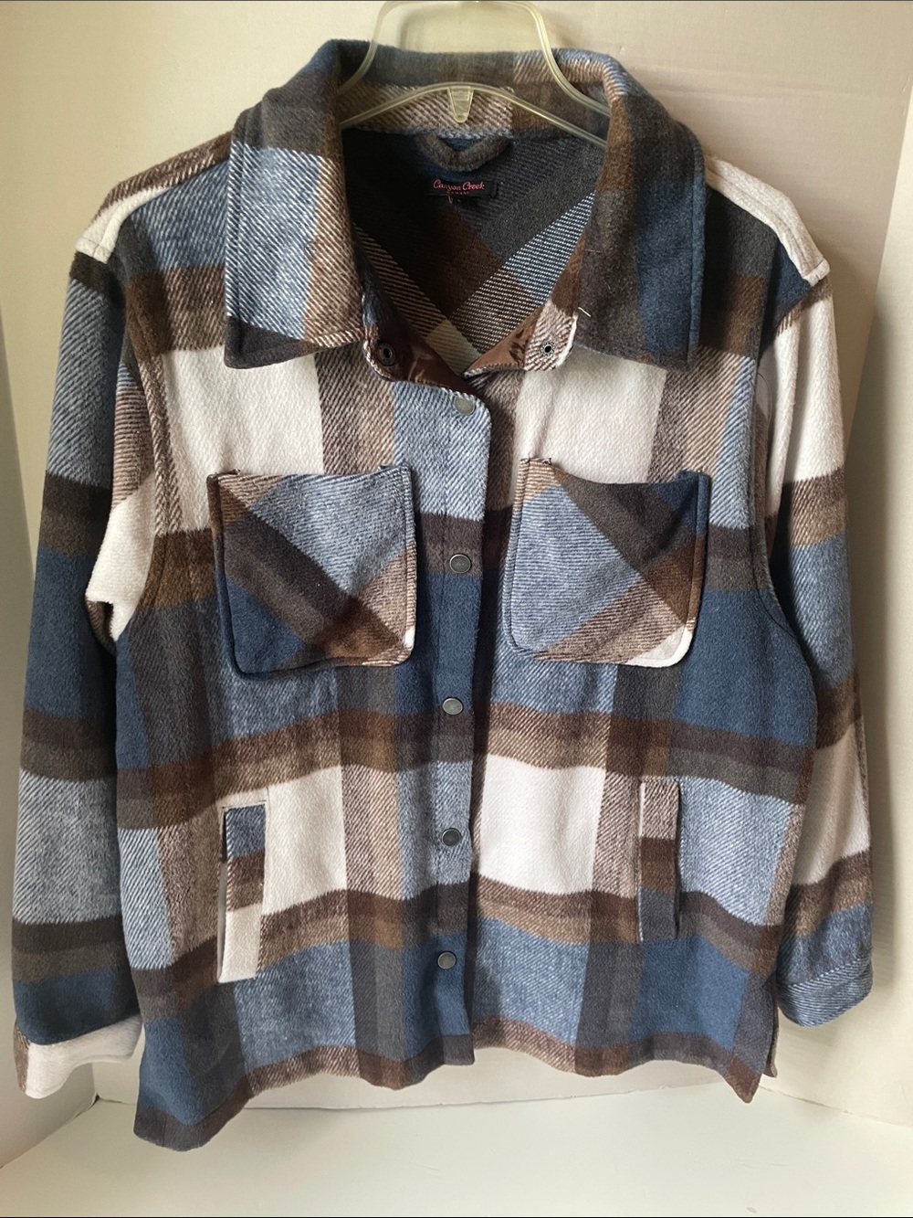 Canyon Creek Women's  Large  ( Oversized )  Flannel Plaid  Snap Up Jacket